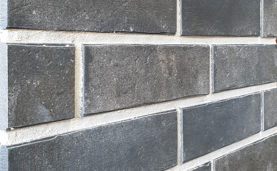 Фото Клинкерная плитка под кирпич INTERBAU Brick Loft, INT 576 Anthrazit, 240*71*10 мм