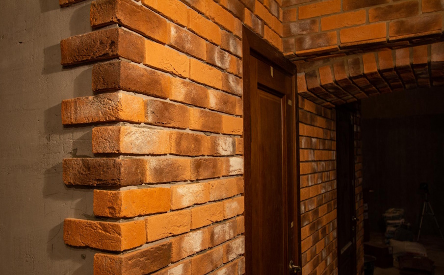 Фото Декоративный кирпич Leonardo Stone Орли 215*65*10 мм 485