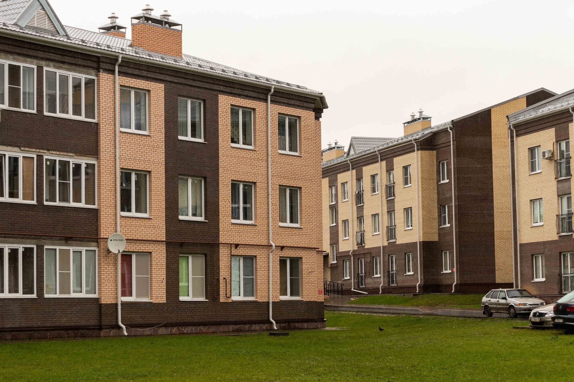 Фото Кирпич облицовочный пустотелый Тербунский гончар корица, гладкий 250*85*65 мм