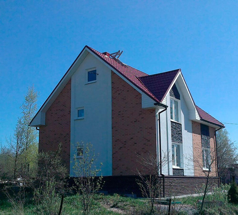 Фото Клинкерная плитка под кирпич Feldhaus Klinker NF 9 R287 amari viva rusticoi aubergine 240*71*9 мм