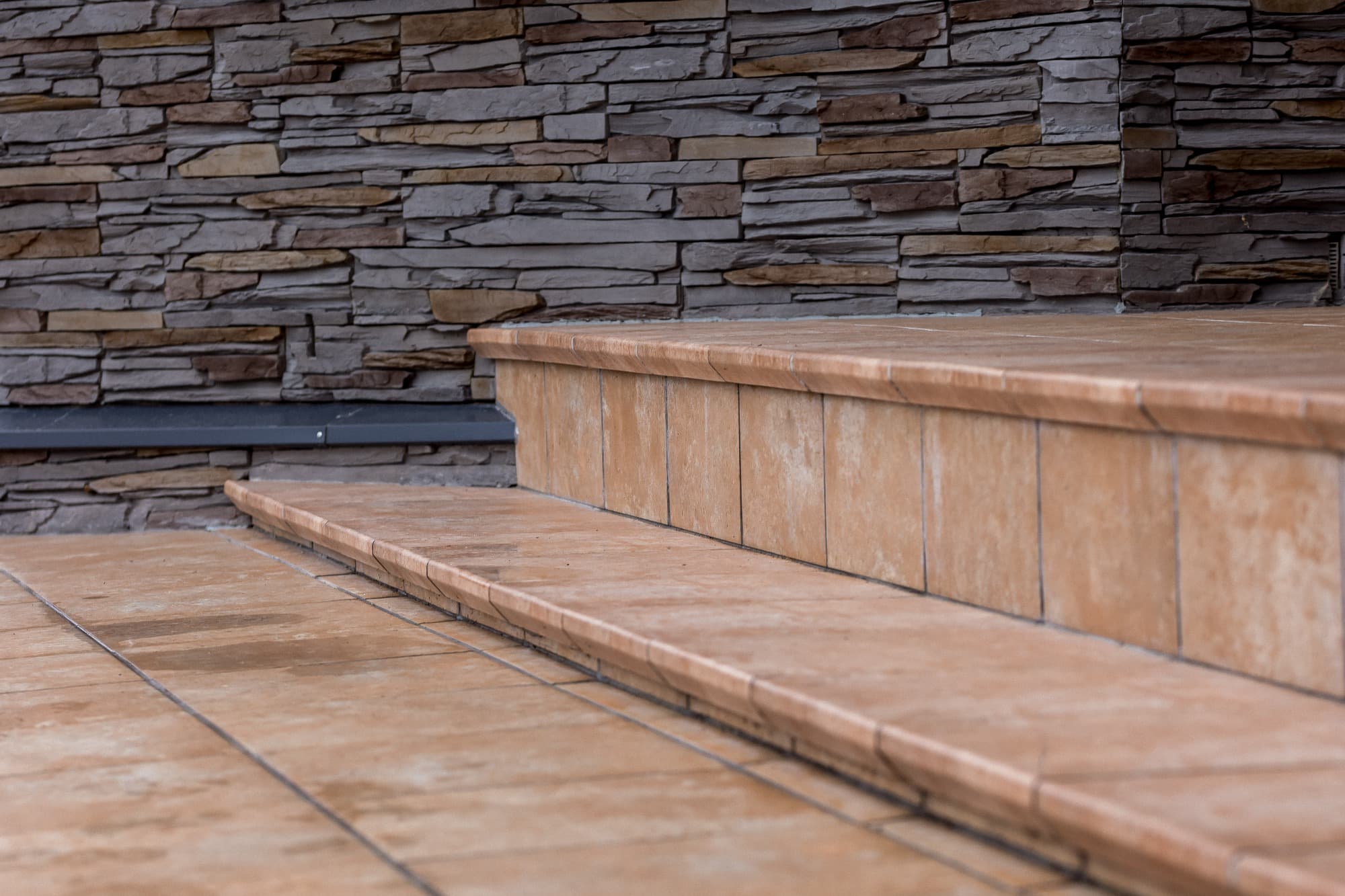 Фото Ступень-флорентинер Gres Aragon Urban Beige 330*297*14(36) мм