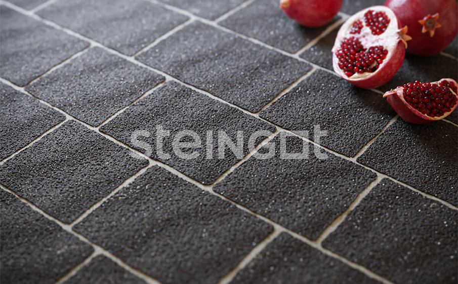 Фото Плитка тротуарная Steingot Премиум, Старый город, Угольный (Stella Nero), комплект 3 шт, толщина 60 мм