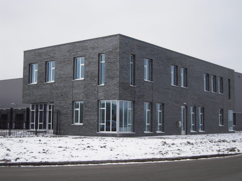Фото Кирпич облицовочный Terca Ebonywood 240*90*40 мм