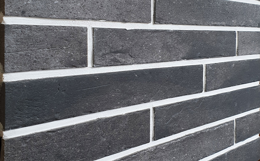 Фото Клинкерная плитка под кирпич INTERBAU Brick Loft, INT 576 Anthrazit, 360*52*10 мм
