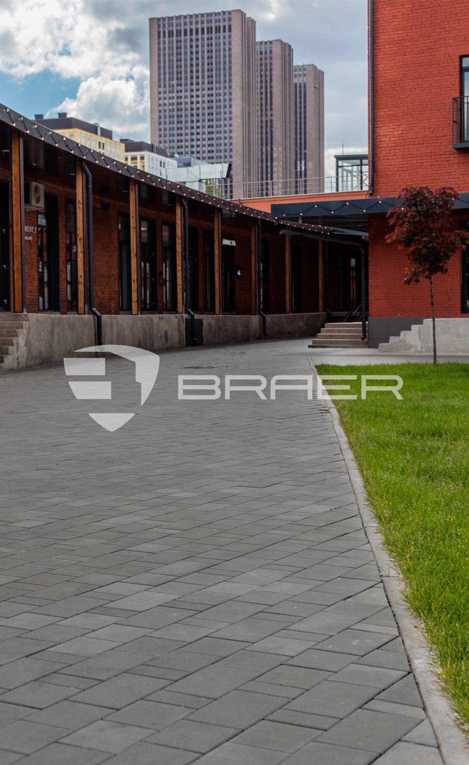 Фото Тротуарный бордюр BRAER БР 100.20.8 серый, 1000*80*200 мм
