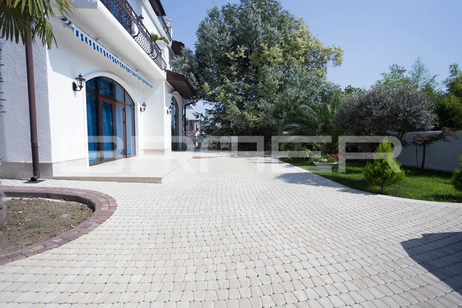Фото Плитка тротуарная BRAER Классико круговая Color Mix Мальва, 73*110*115*60 мм