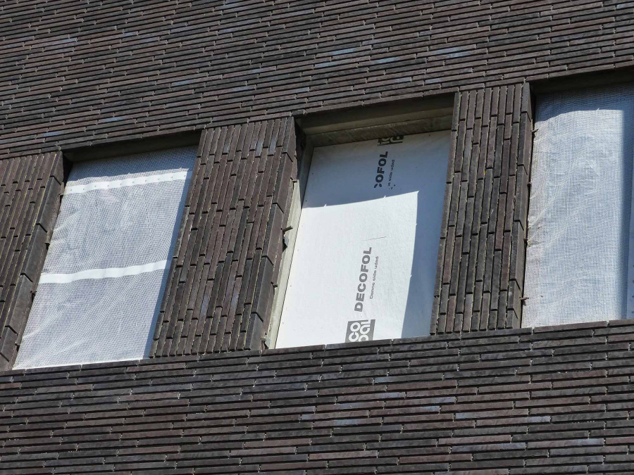 Фото Клинкерная плитка под кирпич Stroeher Zeitlos, 359 kohleglanz, 400*35*14 мм