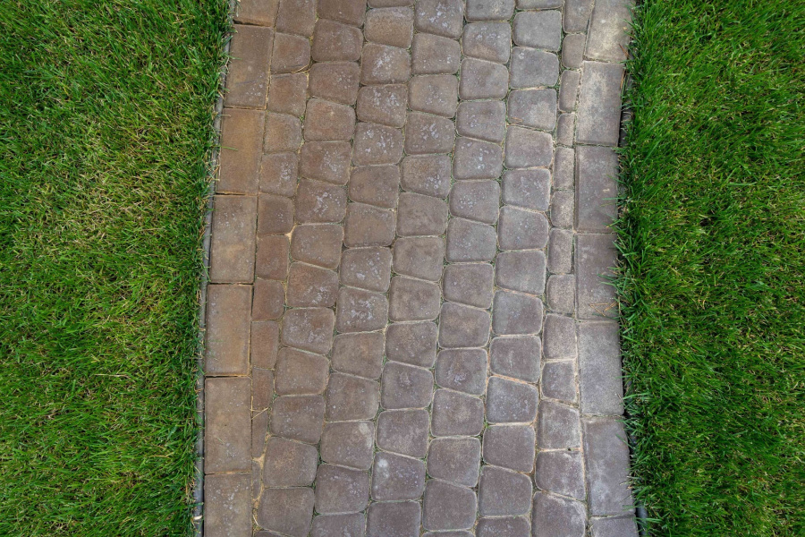 Фото Плитка тротуарная BRAER Классико круговая коричневый, 73*110*115*60 мм