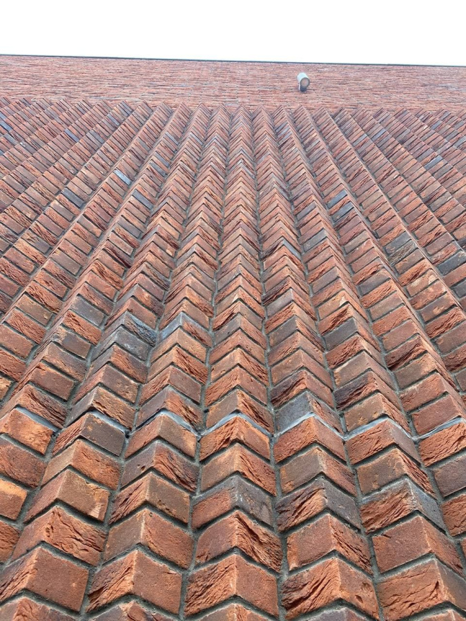 Фото Кирпич облицовочный Engels Limburgs oranje bont, 215*100*65 мм