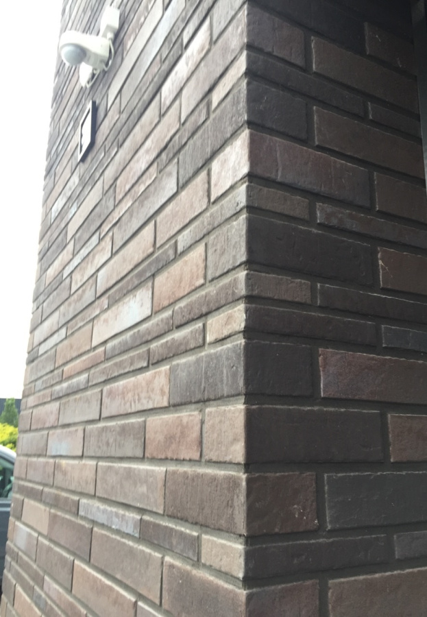Фото Клинкерная плитка под кирпич Stroeher Zeitlos, 359 kohleglanz, 400*35*14 мм