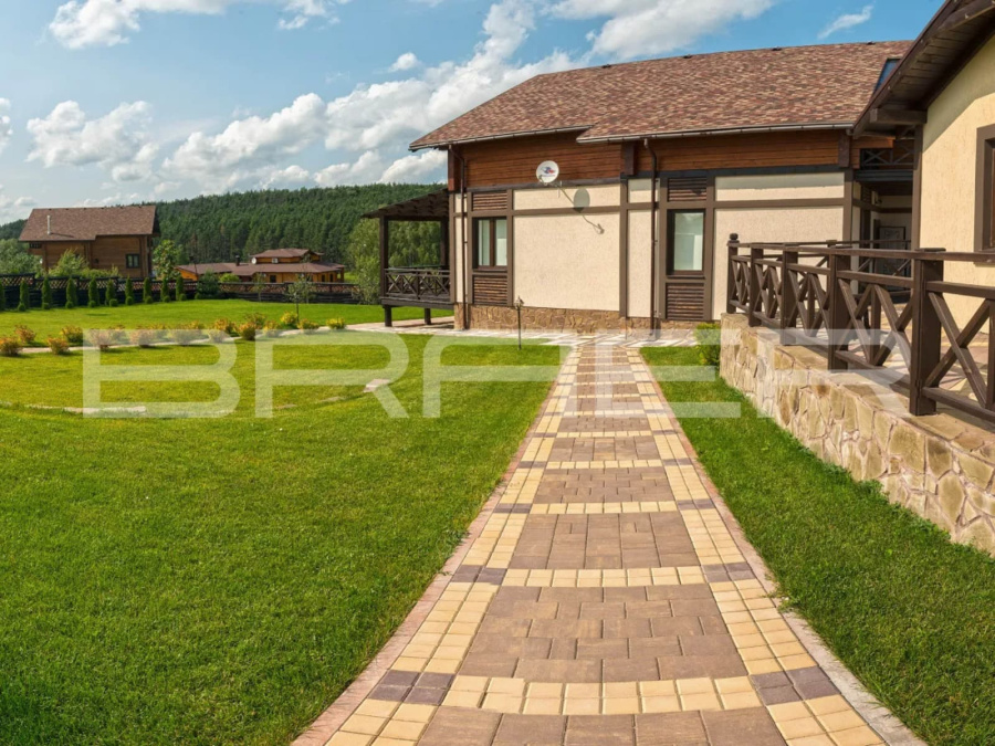 Фото Тротуарный бордюр BRAER БР 100.20.8 Color Mix Мальва, 1000*80*200 мм
